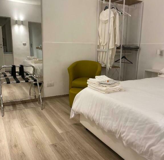 اتاق استاندارد با وان آب گرم, Visavi  Luxury Room