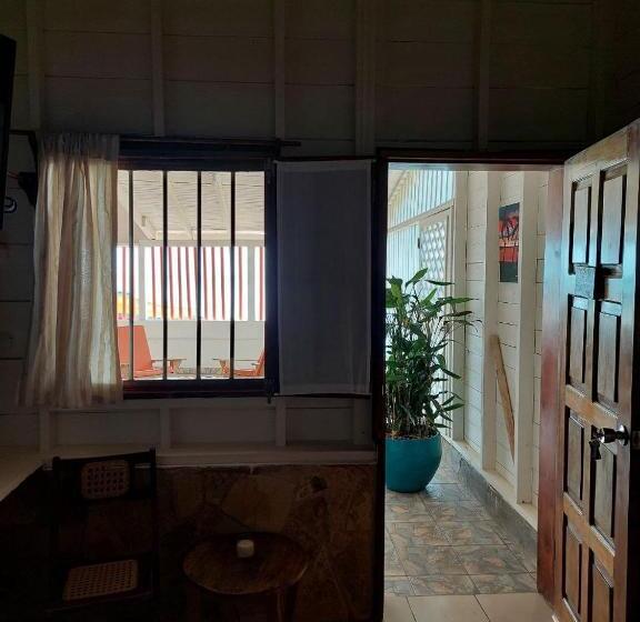 اتاق عادی, Sunset Bay B&b