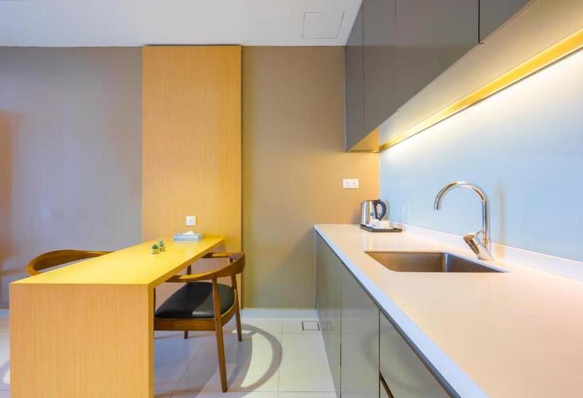 سوییت اجرایی, Greystone 99 Suites