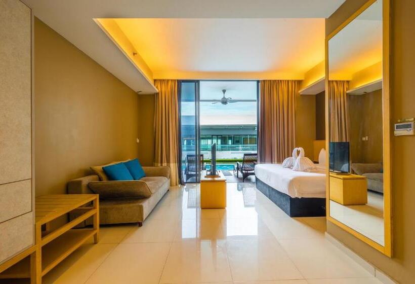 سوییت با چشم‌انداز استخر, Greystone 99 Suites