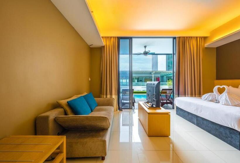 سوییت با چشم‌انداز استخر, Greystone 99 Suites