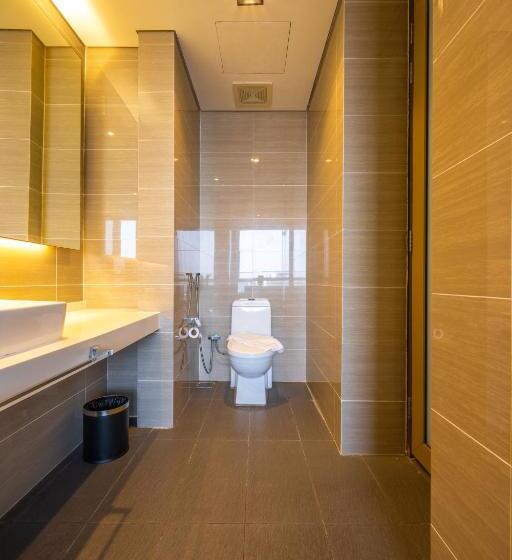 سوئیت با بالکن, Greystone 99 Suites