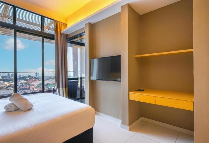 سوئیت با بالکن, Greystone 99 Suites