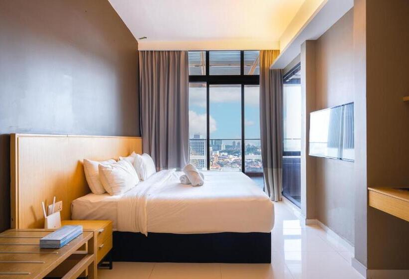 سوئیت با بالکن, Greystone 99 Suites