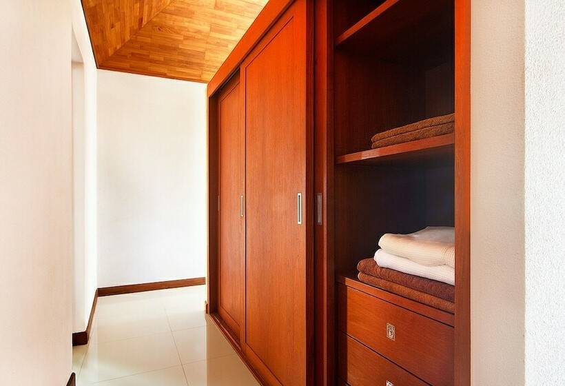 Vila 1 Quarto Vista Mar, Baan Napoli Luxury Villa