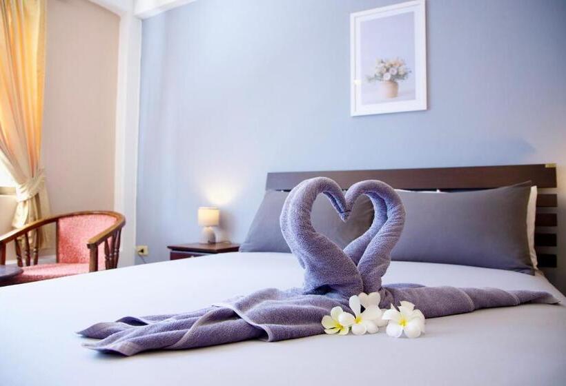 Номер Стандарт, Golden Guesthouse By The Beach Cha Am