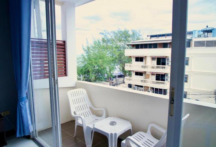 Номер Стандарт Вид на Море с Балконом, Golden Guesthouse By The Beach Cha Am
