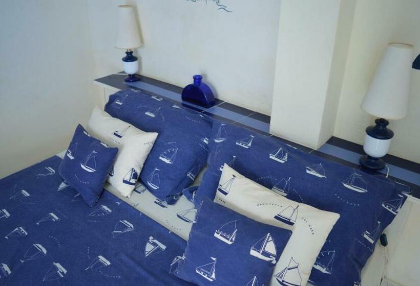 Quarto Estandar, Yacht Club Sal