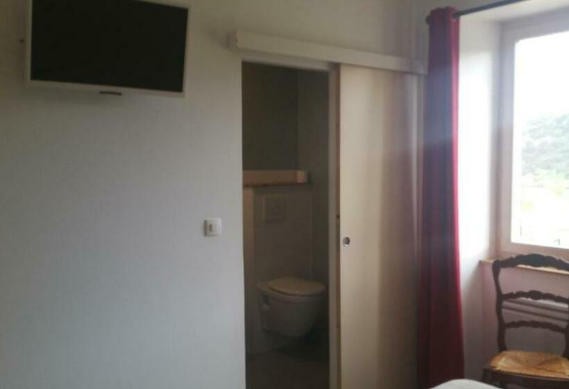 Четырехместный Номер Классик, Chambres D Hôtes Des Salelles