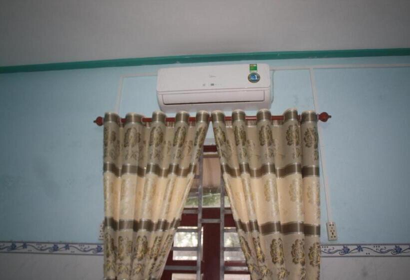 اتاق استاندارد چهار تخته, Thinh Thien Motel