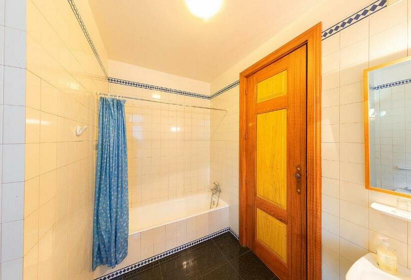 Дом 1 Спальня, Casa De Valdemar