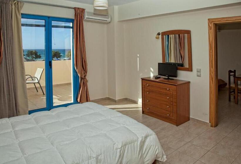 آپارتمان 1 خوابه با چشم‌انداز دریا, Gold Apartments