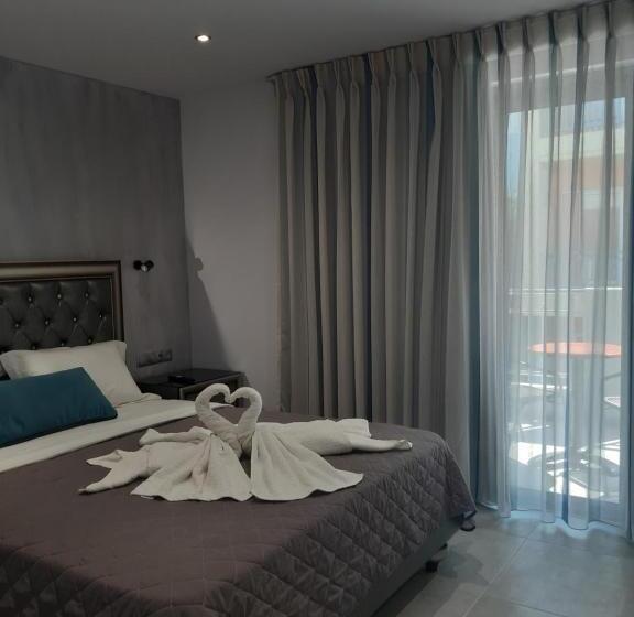 1 Bedroom Deluxe Apartment Side Sea View, Gold Apartments
