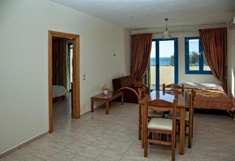 آپارتمان 1 خوابه با چشم‌انداز دریا, Gold Apartments