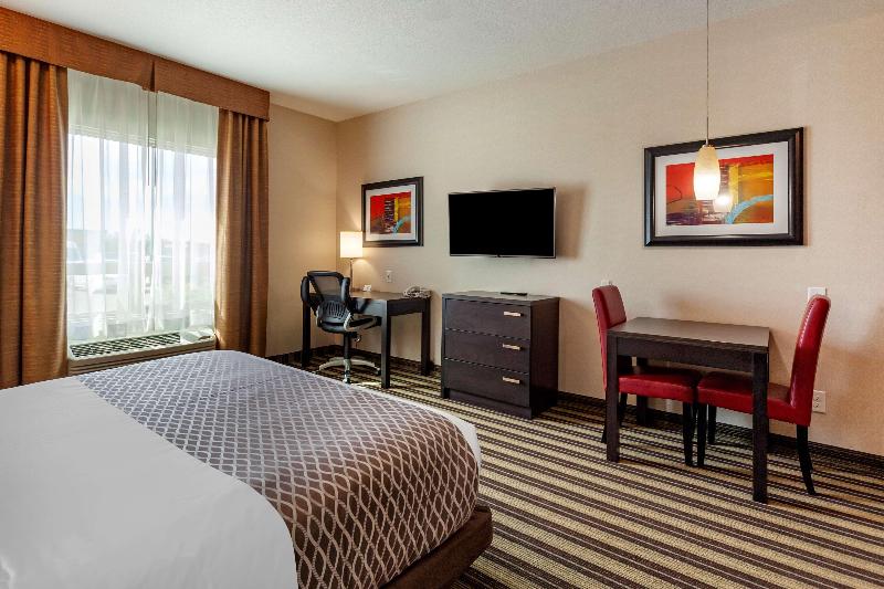 Номер Стандарт Кровать Кинг Адаптированный для Инвалидов, Best Western Plus Drayton Valley All Suites