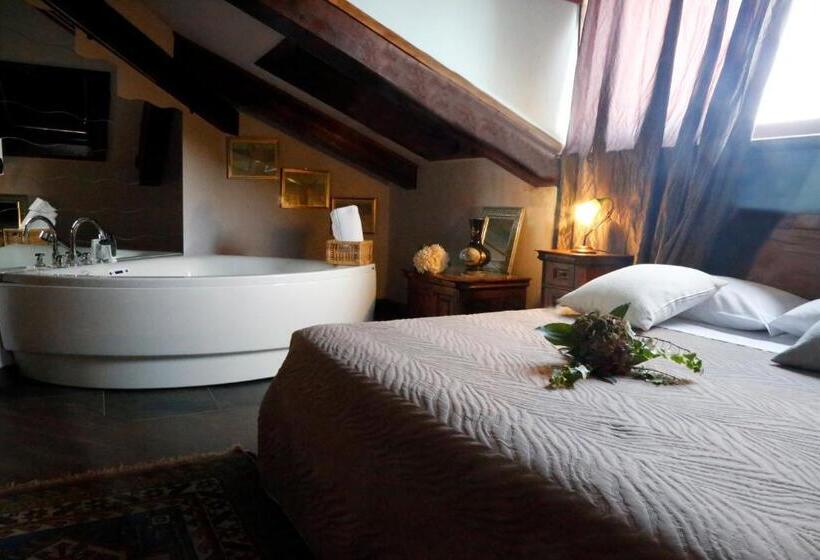 سوییت لوکس, Damian Park Hotel Delle Magnolie