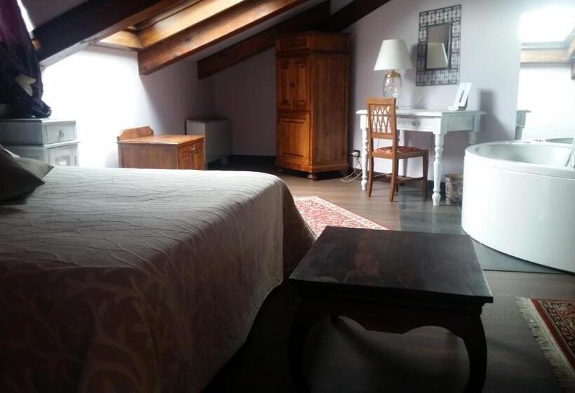 سوییت لوکس, Damian Park Hotel Delle Magnolie