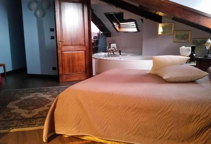 سوییت لوکس, Damian Park Hotel Delle Magnolie
