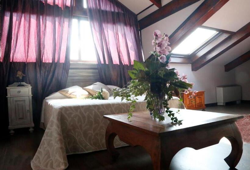 سوییت لوکس, Damian Park Hotel Delle Magnolie