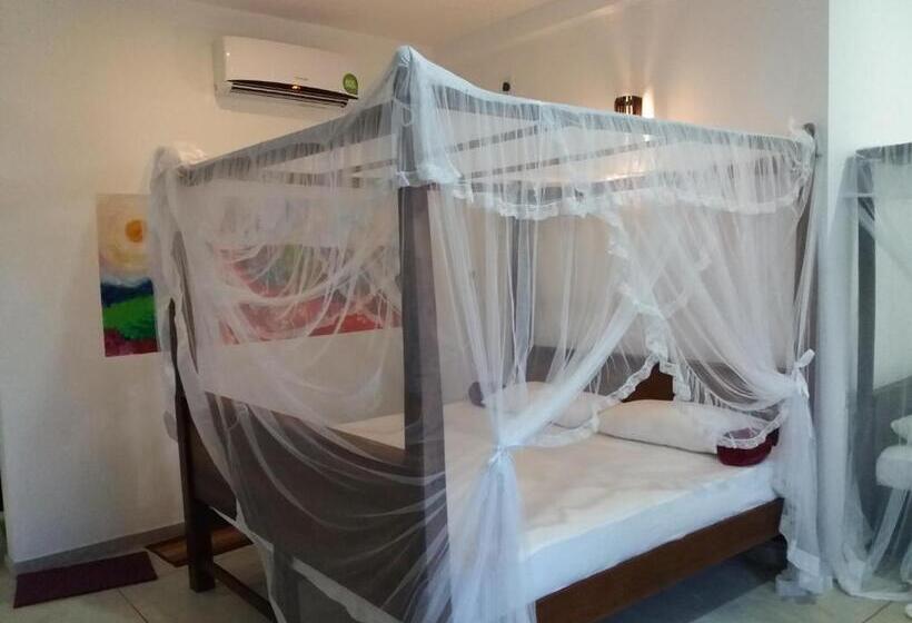 Трехместный Номер Deluxe Вид на Море, Peacock Wings Guest