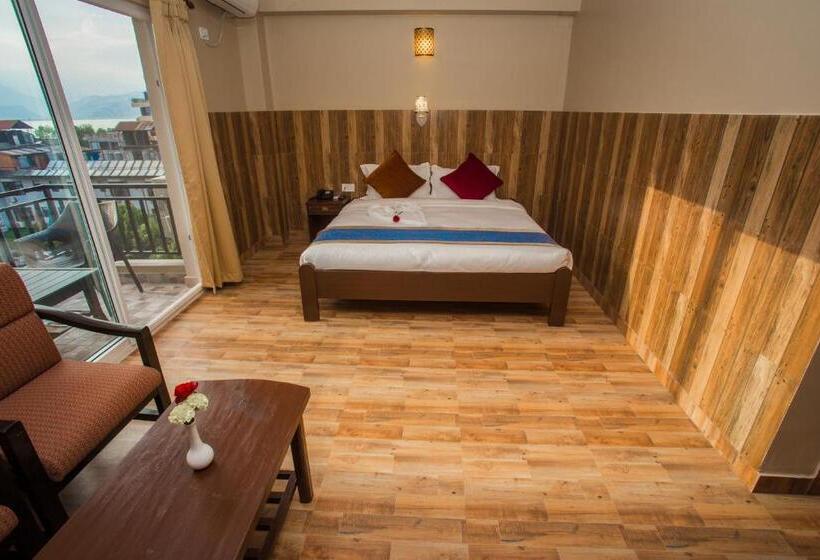 اتاق لوکس, Pokhara Choice Inn