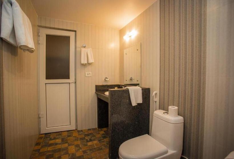 اتاق لوکس, Pokhara Choice Inn