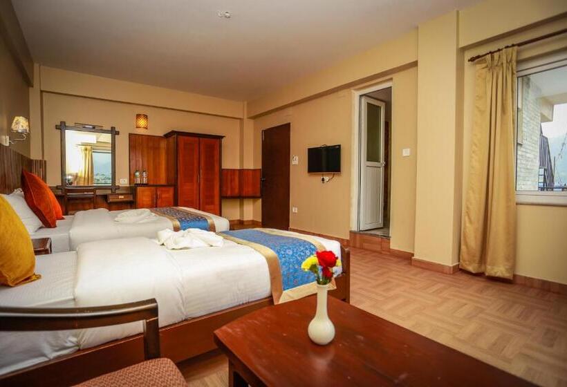 اتاق کلاب, Pokhara Choice Inn