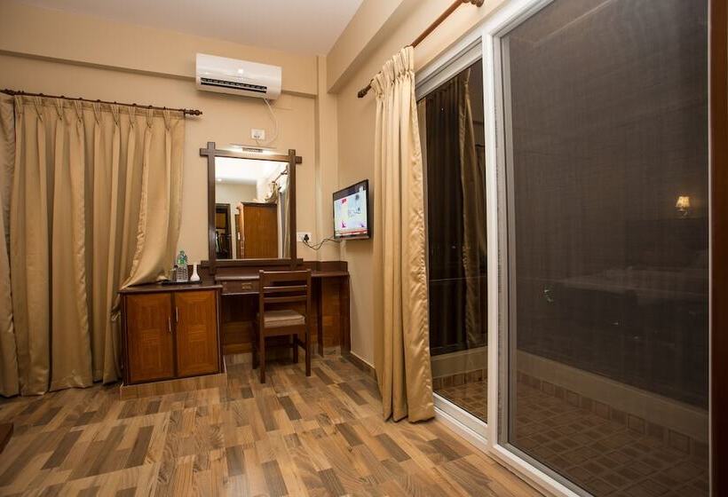 اتاق لوکس, Pokhara Choice Inn