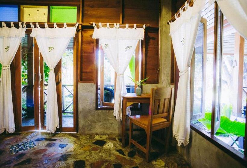 Бунгало Deluxe, Sawasdeepai River Resort