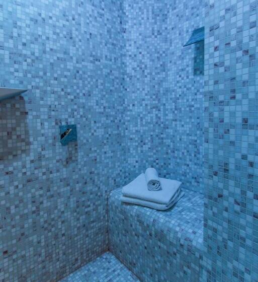 سوییت جونیور, B&b La Sosta Degli Artisti