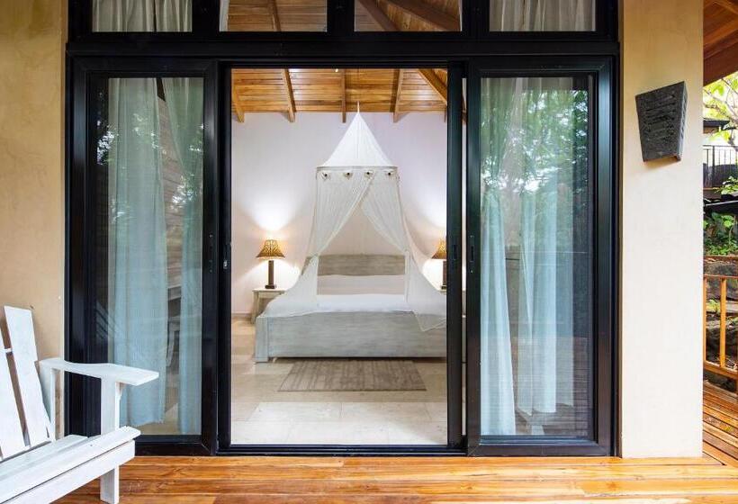 Бунгало Стандарт, Bodhi Tree Yoga Resort