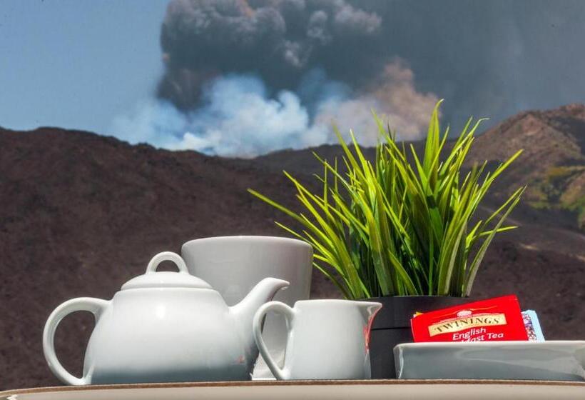 Superior Room with Terrace, Corsaro Etna Hotel&spa