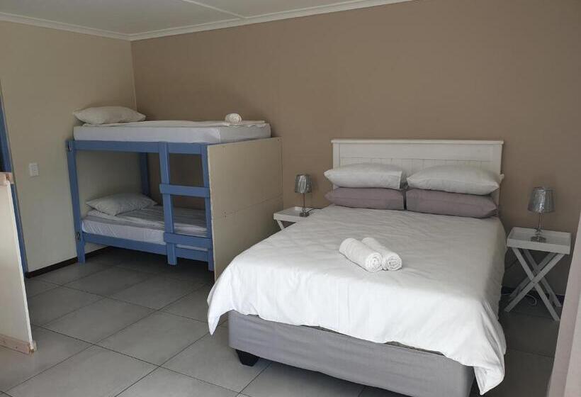 Семейный Номер, Amakaya Backpackers Travelers Accommodation