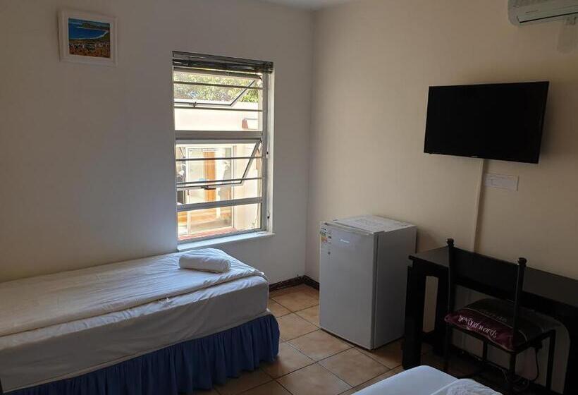 Номер Стандарт, Amakaya Backpackers Travelers Accommodation