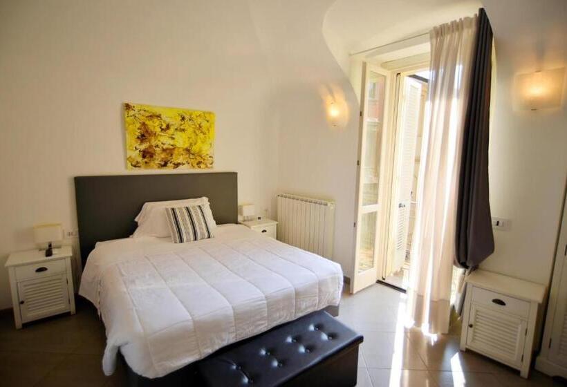 اتاق استاندارد با بالکن, La Terrazza Vercelli Bed & Charme