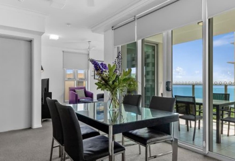 Апартаменты 1 Спальня, H On Mitchell Apartment