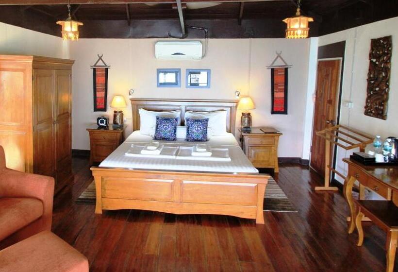 Бунгало Стандарт, Amber Sands Beach Resort