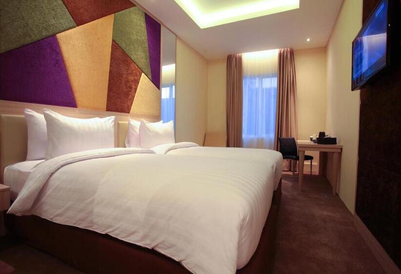 수피리어 룸, W Three Premier Hotel Lagaligo