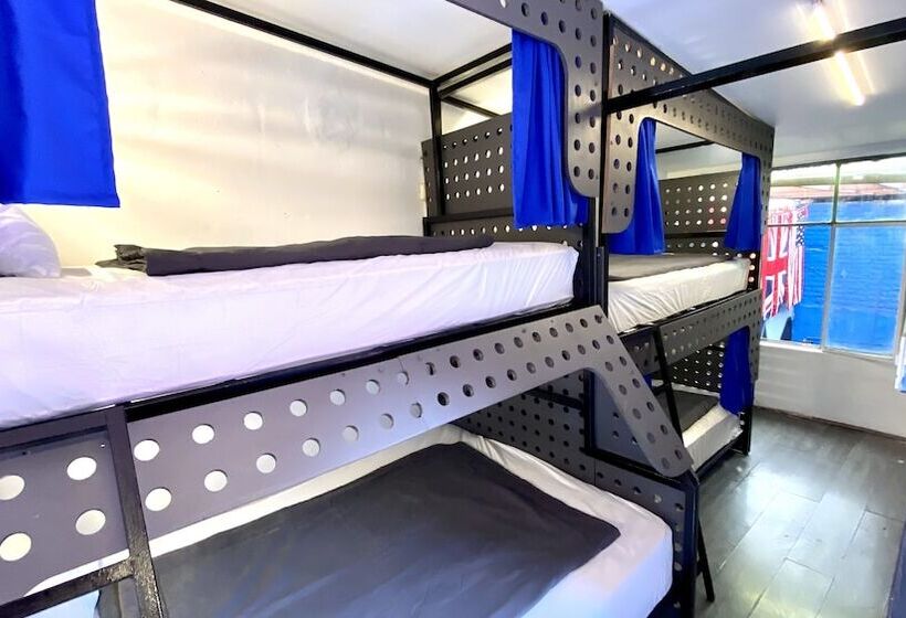 공동 객실, Roomies Hostel Roma