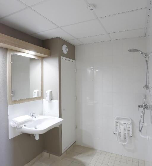 Номер Стандарт Адаптированный для Инвалидов, B&b Hotel Gap