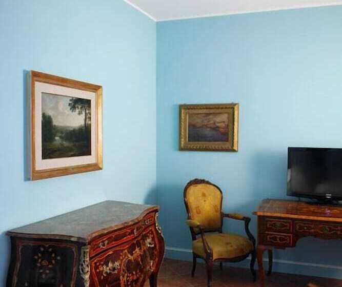 Camera Superiore, La Torre Dei Canonici