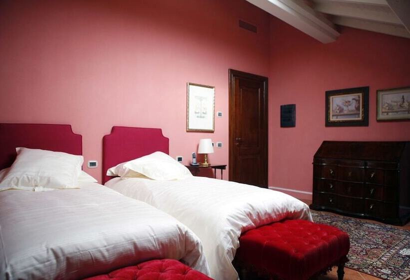 Suite, La Torre Dei Canonici