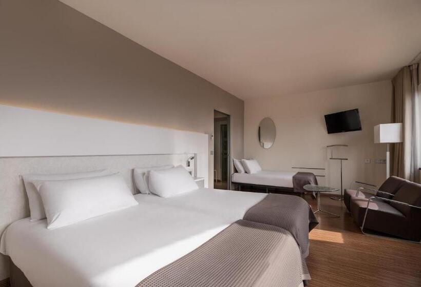 Семейный Номер, Eurostars Vía De La Plata