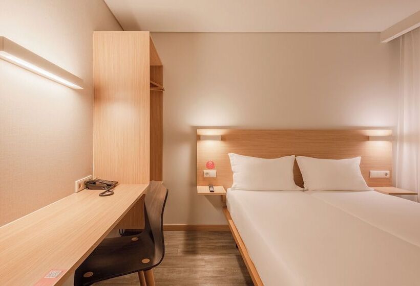 Номер Стандарт, Moov Hotel Porto Norte
