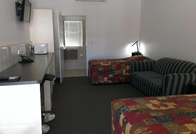 Номер Стандарт Трехместный, Gunnedah Lodge Motel