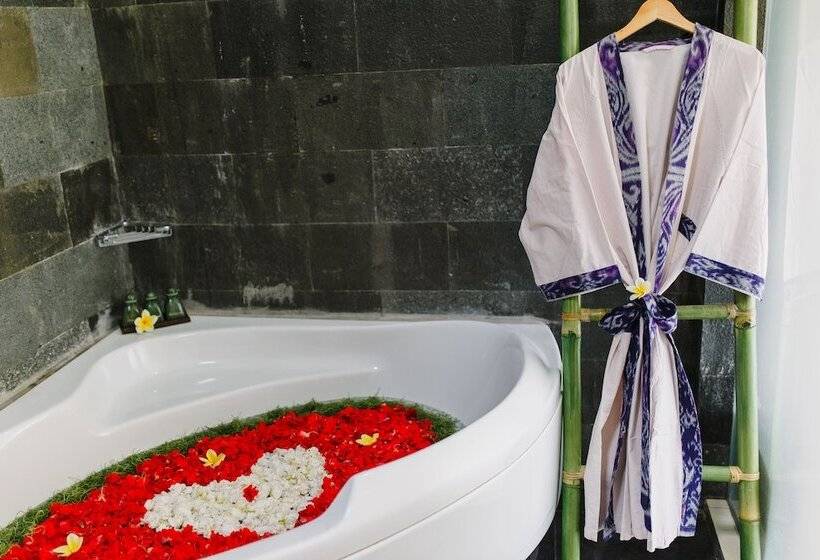 스위트, Om Ham Retreat And Resort