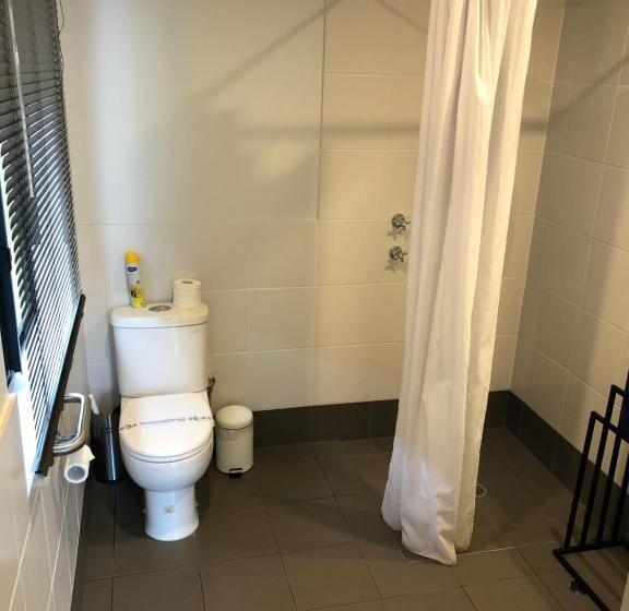 Кровать в Общей Комнате, Observatory Guesthouse   Adults Only
