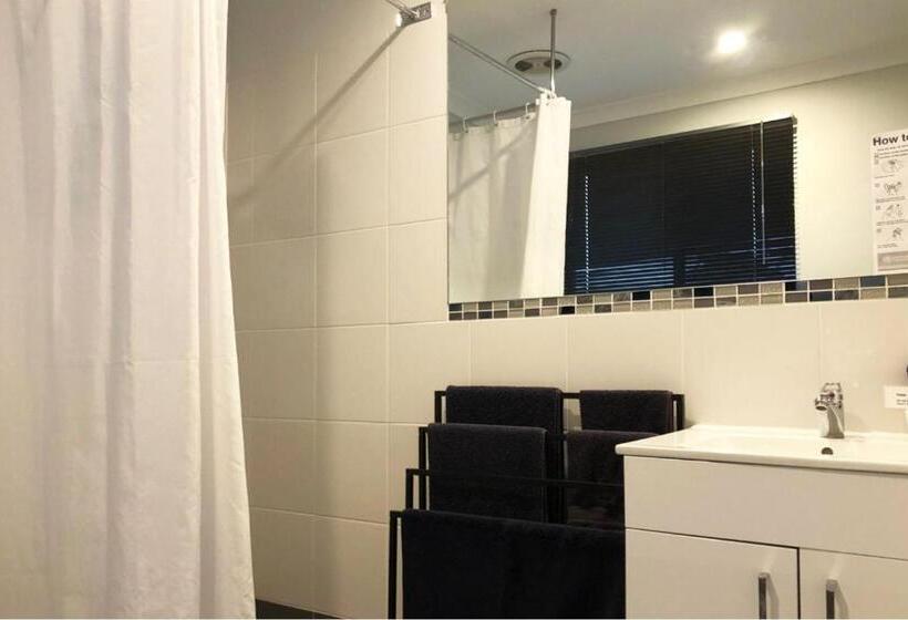 اتاق استاندارد با تخت بزرگ برای معلولان, Observatory Guesthouse   Adults Only
