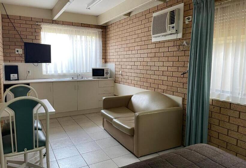 Quarto Familiar, Citrus Motel