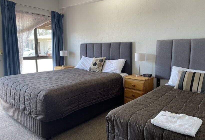 Quarto Estandar, Citrus Motel